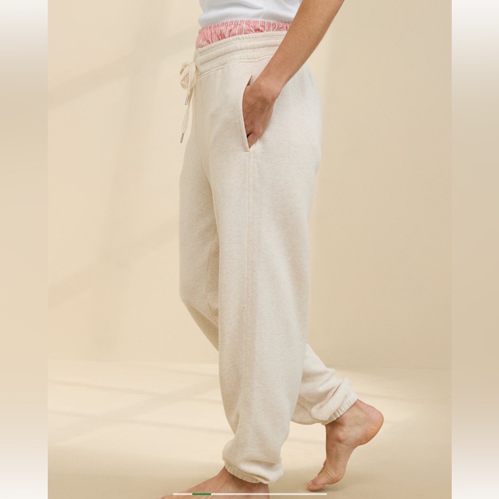 NWT Offline by Aerie Joggers in Heather Frost - Picture 2 of 4